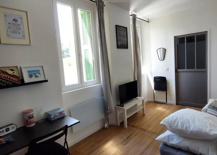 Proche Centre Et Gare 卢德