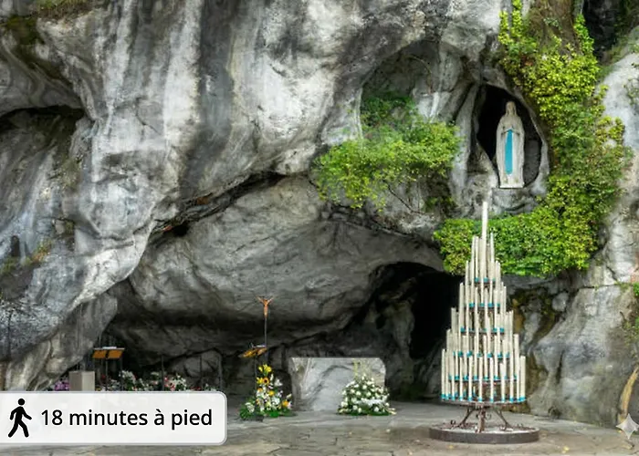 Proche Centre Et Gare 公寓